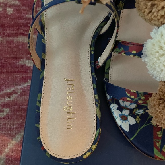 J McLaughlin sandals - Picture 6 of 10
